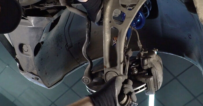 Wie lange benötigt das Auswechseln der Teile: Koppelstange beim BMW Z4 e85 2004 - Detailliertes PDF-Tutorial