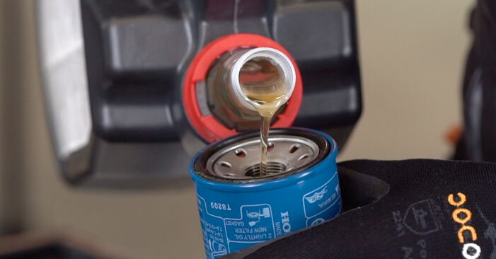 HONDA CIVIC 1.5 GL Oil Filter replacement: online guides and video tutorials