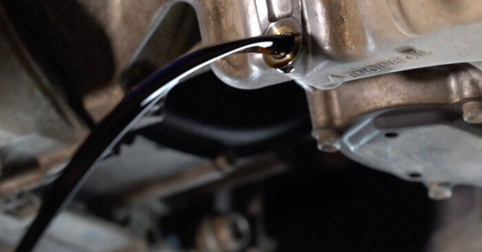 Wie schmierig ist es, selber zu reparieren: Ölfilter beim Honda Odyssey RL3 3.5 2010 wechseln – Downloaden Sie sich Bildanleitungen