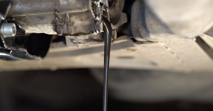 Wie kompliziert ist es, selbst zu reparieren: Getriebeöl und Verteilergetriebeöl am VW LT 46 Kastenwagen 2.5 SDI 2002 ersetzen – Laden Sie sich illustrierte Wegleitungen herunter