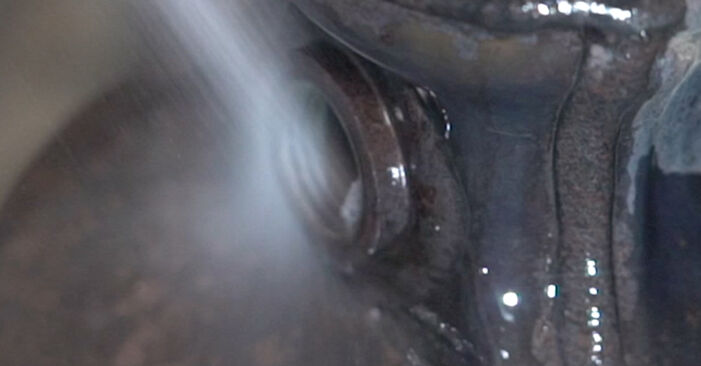 Wie schmierig ist es, selber zu reparieren: Lambdasonde beim Toyota Land Cruiser 200 4.6 V8 (URJ202) 2013 wechseln – Downloaden Sie sich Bildanleitungen