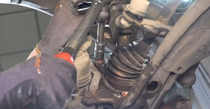 Schimbare Rulment roata Toyota Verso-S 120D 1.4 D4-D (NLP121_) 2012: manualele de atelier gratuite
