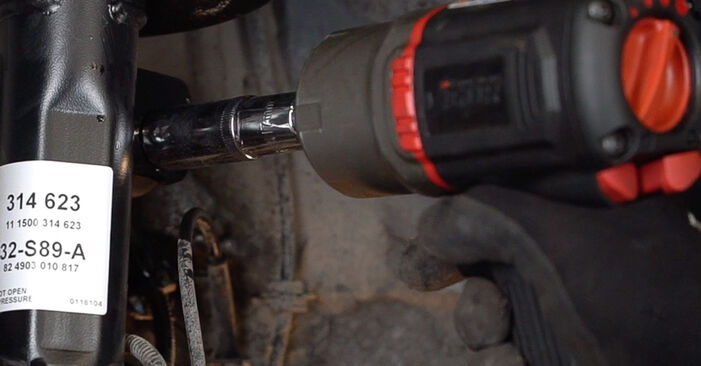 Wie schmierig ist es, selber zu reparieren: Koppelstange beim Fiat Fiorino 3 1.2 Flex 2013 wechseln – Downloaden Sie sich Bildanleitungen