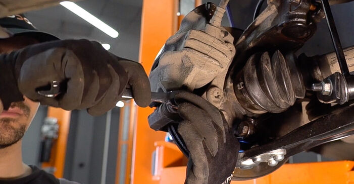 Wie schmierig ist es, selber zu reparieren: Bremsscheiben beim Peugeot 307 Limousine 1.6 2007 wechseln – Downloaden Sie sich Bildanleitungen