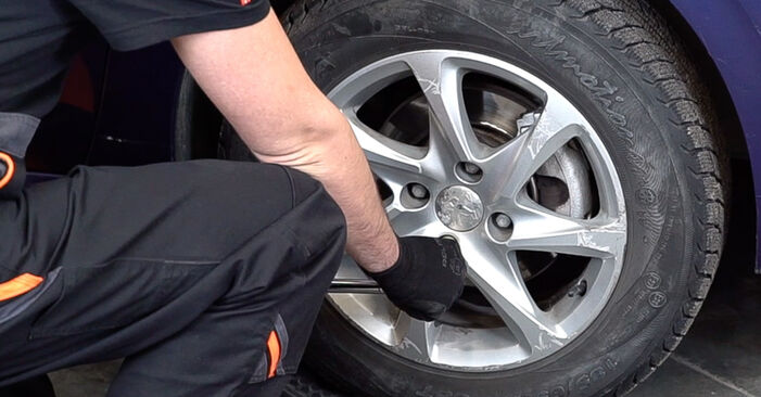 PEUGEOT 301 1.2 VTi 72 2014 Brake Discs replacement: free workshop manuals