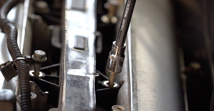 Replacing Spark Plug on Alfa Romeo 159 939 2007 1.9 JTDM 16V (939AXC1B, 939AXC12) by yourself