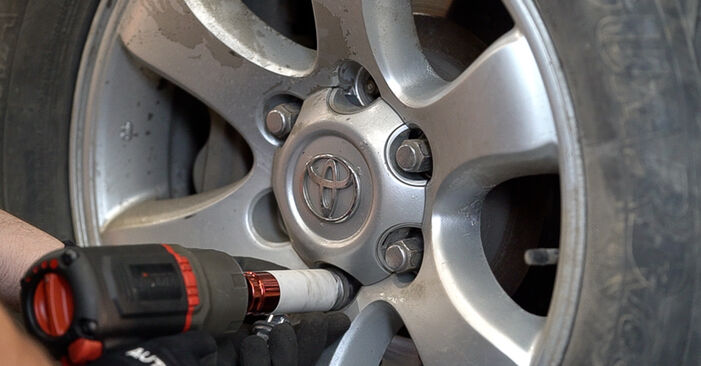Toyota 4runner UZN210 4.7 4WD (UZN215) 2004 Bremsscheiben wechseln: Gratis Reparaturanleitungen