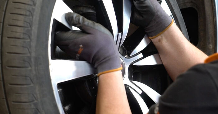 VW PASSAT Spyruoklės keitimas: nemokamos remonto instrukcijos