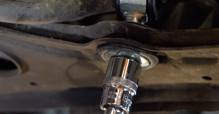 VW GOLF 1.9 TDI Anti Roll Bar Links replacement: online guides and video tutorials
