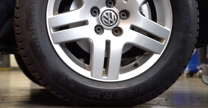 Tidsforbruk: Bytte av Endeledd på VW New Beetle Cabrio 2010 – informativ PDF-veiledning
