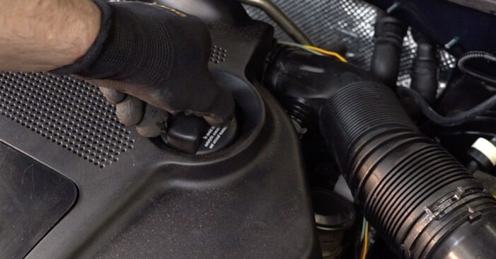 Zamenjajte Oljni filter na VW PASSAT sami