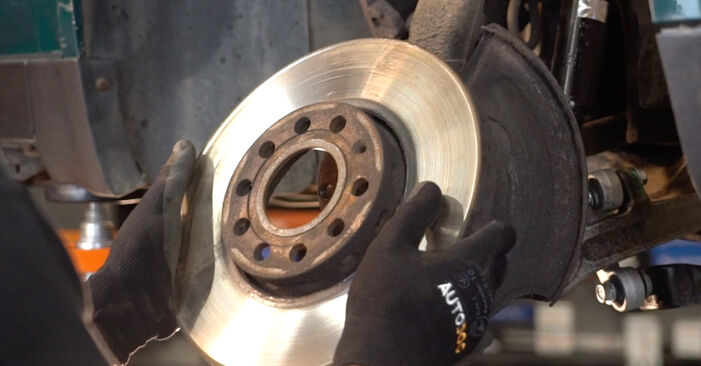 DIY replacement of Brake Discs on VW PASSAT (3B3) 1.6 2002 is not an issue anymore with our step-by-step tutorial