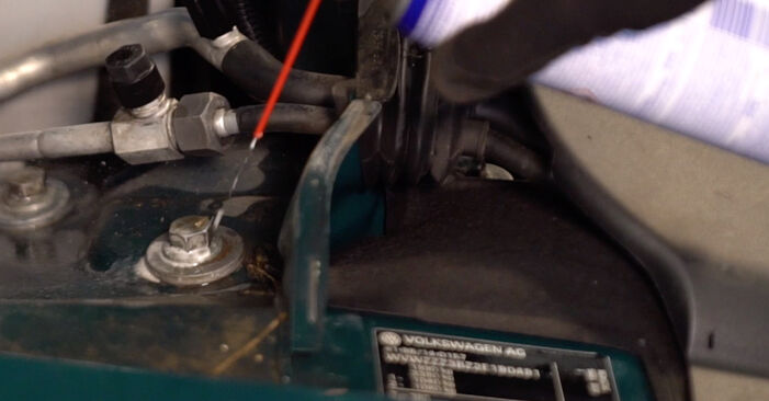 Cómo reemplazar Brazo De Suspensión en un VW PASSAT (3B2) 1.9 TDI 1997 - manuales paso a paso y guías en video