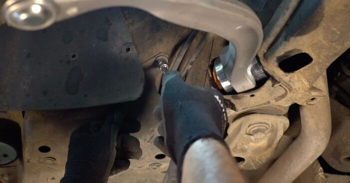 AUDI A4 1.8 T Control Arm replacement: online guides and video tutorials