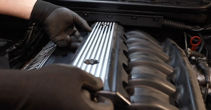 Hvordan man udskifter BMW X5 Tændrør - trin-for-trin manualer og video vejledninger