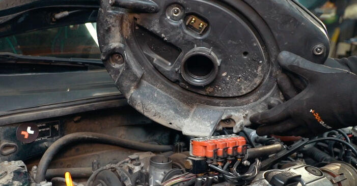 How to replace VW SANTANA (32B) 1.6 TD 1982 Spark Plug - step-by-step manuals and video guides