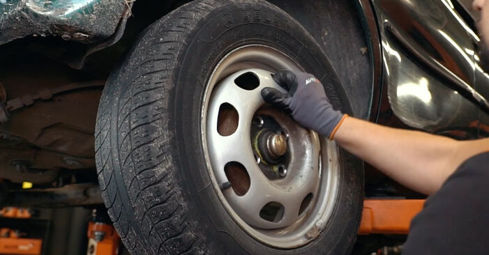 Hvordan man fjerner VW POLO Bremsebakker - nem at følge online instruktioner