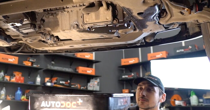 Ölfilter Volvo C70 1 Cabrio T5 2000 wechseln: Kostenlose Reparaturhandbücher