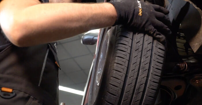 Come cambiare Dischi dei freni anteriori e posteriori su CITROËN DS3 Cabriolet 2013 - suggerimenti e consigli
