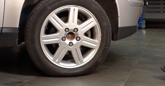 Svojpomocná výmena Spojovacia tyč na VOLVO V40 Van / Hatchback (525, 526) 2.0 D3 2013