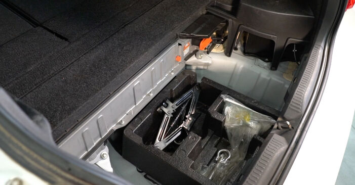Sustitución de Amortiguadores en un Toyota Auris Familiar 1.6 (ZRE185_) 2015: manuales de taller gratuitos