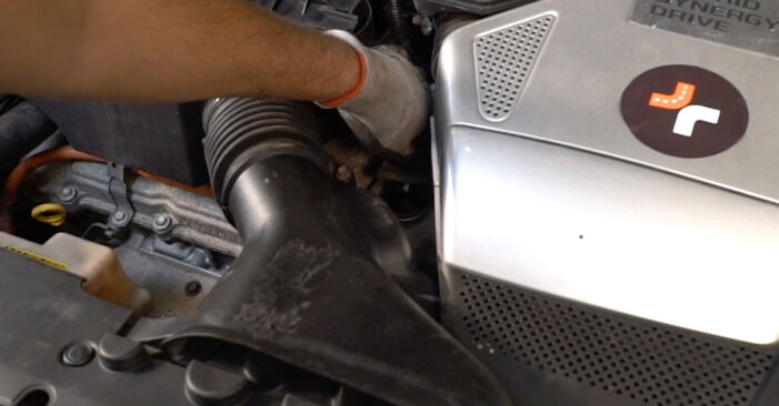 How to change Oil Filter on LX 470 1997 - free PDF and video manuals