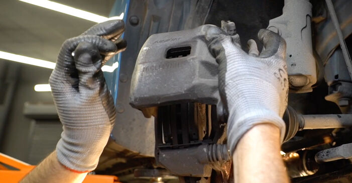 Bremsbeläge beim HONDA JAZZ 1.3 i 4WD (GE7) 2014 selber erneuern - DIY-Manual