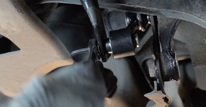 Schimbare Bara torsiune la Audi A1 Sportback 8x 2013 1.6 TDI de unul singur