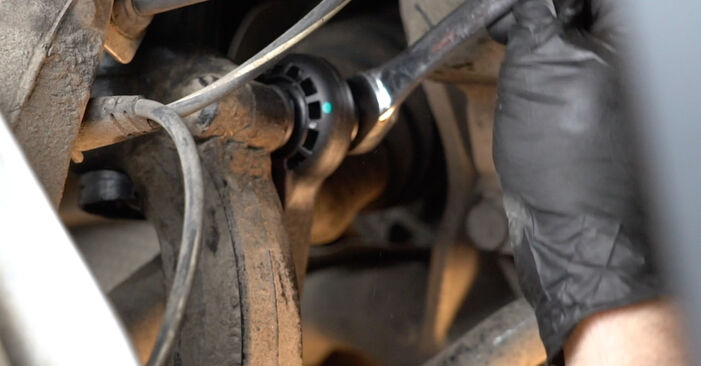 AUDI A6 2.0 TDI Anti Roll Bar Links replacement: online guides and video tutorials