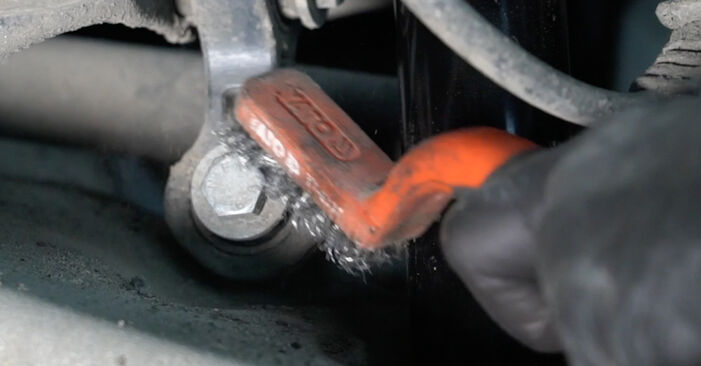 How to remove AUDI A4 3.0 TDI quattro 2013 Anti Roll Bar Links - online easy-to-follow instructions