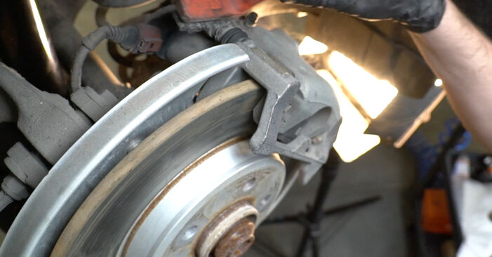 How to remove AUDI A4 3.0 TDI quattro 2013 Brake Discs - online easy-to-follow instructions