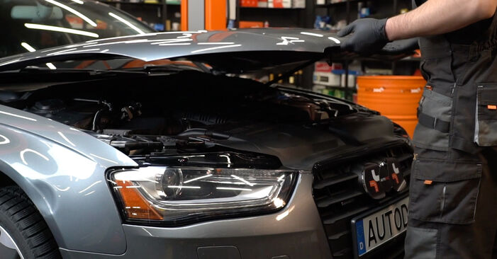 Hvordan skifte Bremseklosser på Audi A4 B8 Avant 2007 – gratis PDF- og videoveiledninger