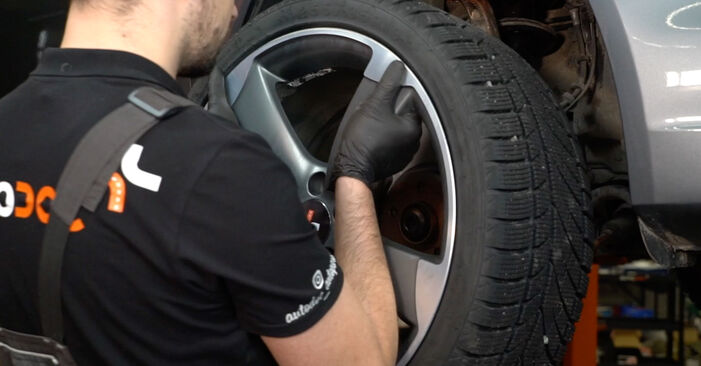 How to replace Shock Absorber on AUDI Q5 (8RB) 2013: download PDF manuals and video instructions