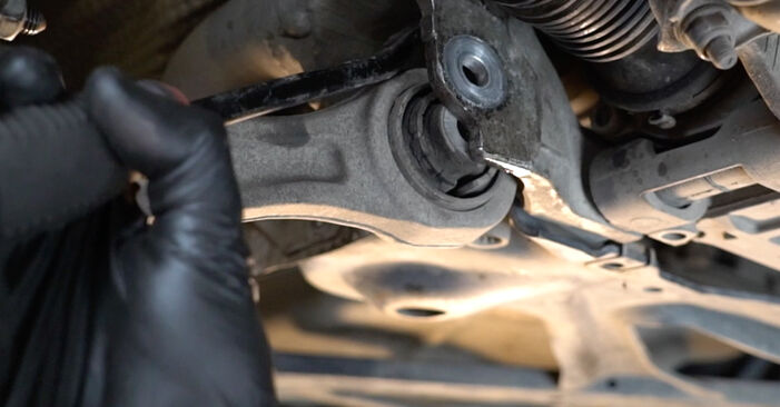 Replacing Control Arm on Audi A4 B8 Avant 2008 2.0 TDI by yourself