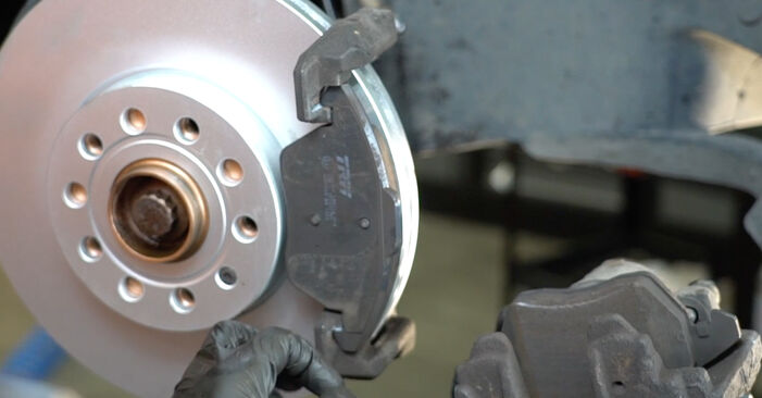 FABIA (NJ3) 1.6 2014 Brake Calipers DIY replacement workshop manual