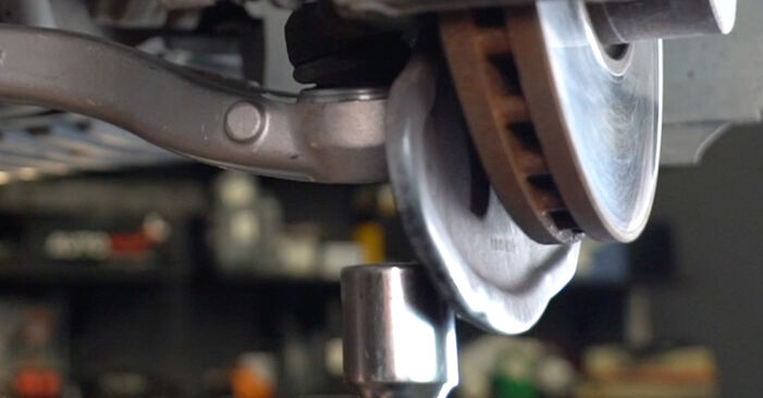 Changing Control Arm on MERCEDES-BENZ C-Class T-modell (S204) C 200 CDI (204.207) 2010 by yourself