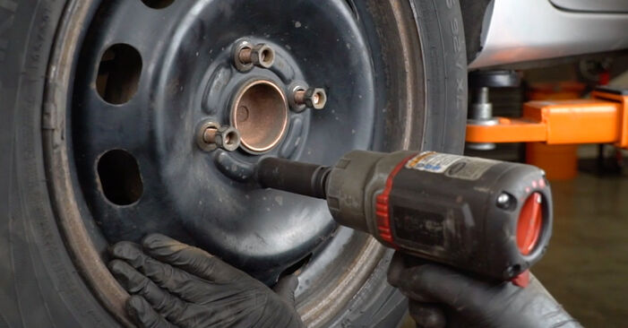 Wie kompliziert ist es, selbst zu reparieren: Stoßdämpfer am Ford Fiesta Mk6 Kastenwagen 1.0 2015 ersetzen – Laden Sie sich illustrierte Wegleitungen herunter