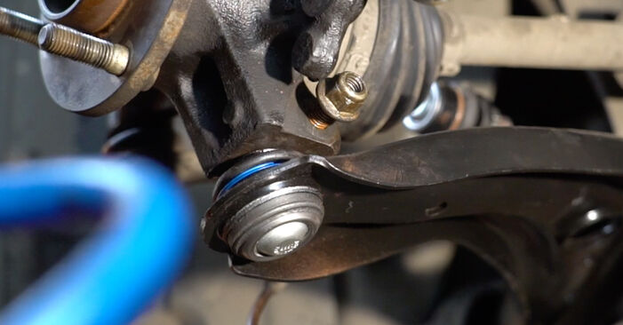 Need to know how to renew Wheel Bearing on FORD TRANSIT COURIER 2021? This free workshop manual will help you to do it yourself