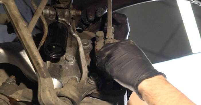 Changing Brake Pads on BMW Z4 Roadster (E89) sDrive 30 i 2012 by yourself
