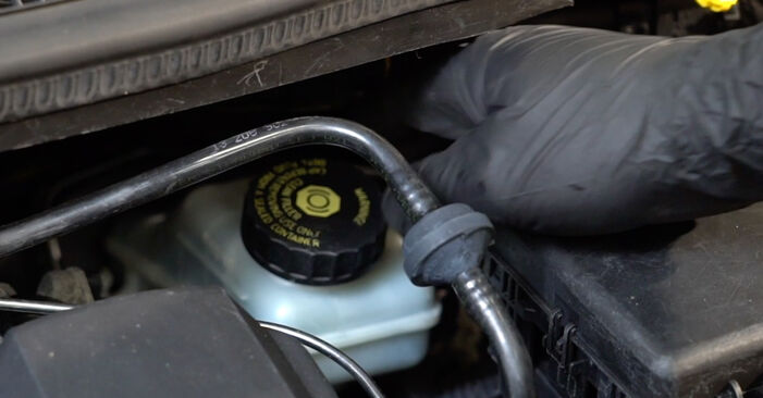 Wie man Bremsscheiben beim Opel Adam M13 2012 wechselt - Gratis PDF- und Video-Tutorials