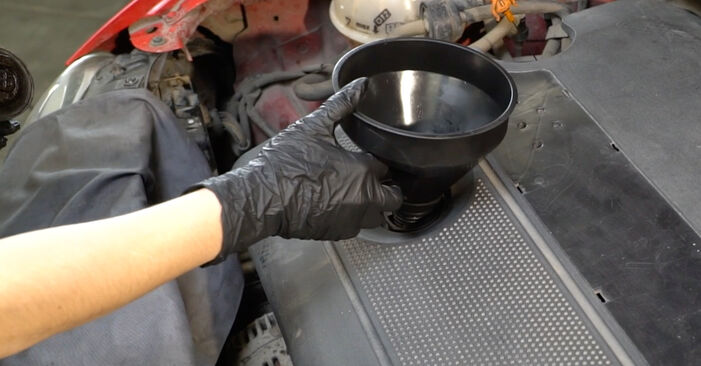 How to change Oil Filter on Seat Cordoba 6K5 1996 - free PDF and video manuals