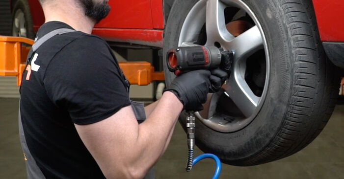 Смяна на Seat Ibiza 6j Комби 1.6 TDI 2012 Свързваща щанга: безплатни наръчници за ремонт
