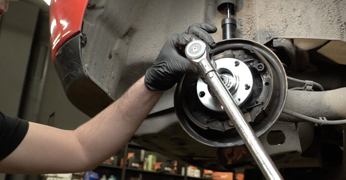 How to change Wheel Bearing on Seat Ibiza 6J 2008 - free PDF and video manuals