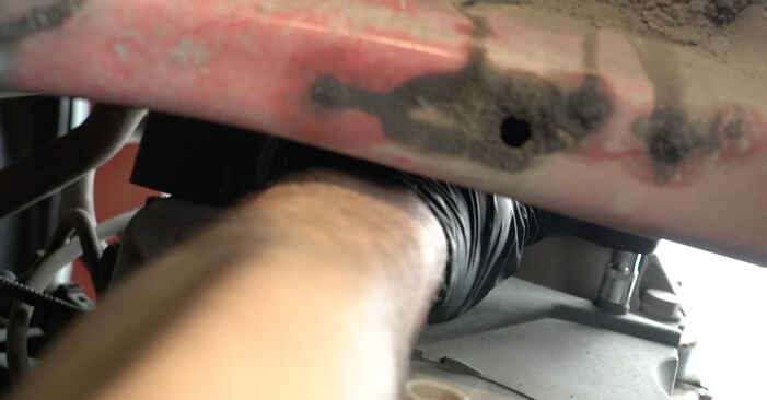 Cómo reemplazar Bomba de Agua + Kit de Distribución en un SEAT Ibiza IV Hatchback (6J5, 6P1) 2013: descargue manuales en PDF e instrucciones en video