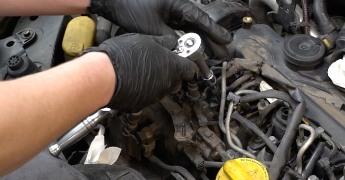 RENAULT LATITUDE 3.5 V6 Glow Plugs replacement: online guides and video tutorials