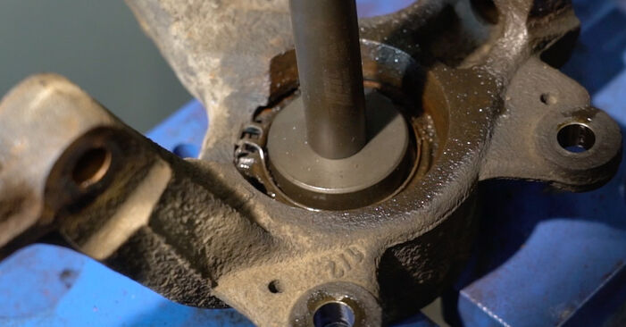 RENAULT EXPRESS 1.9 D Wheel Bearing replacement: online guides and video tutorials