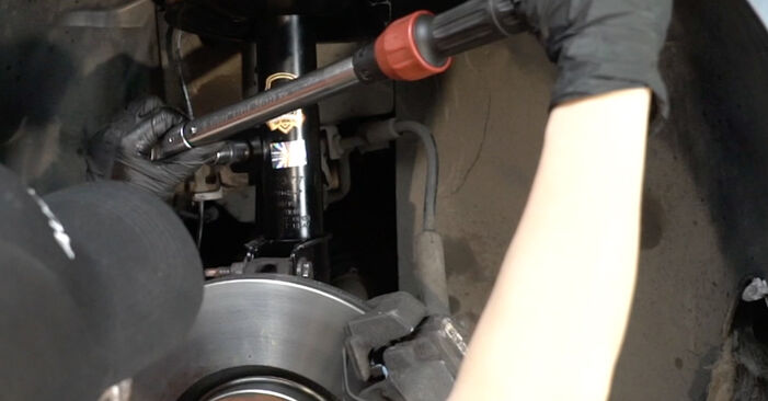 Come cambiare Tiranti barra stabilizzatrice posteriore e anteriore su PEUGEOT 308 II 2013 - suggerimenti e consigli