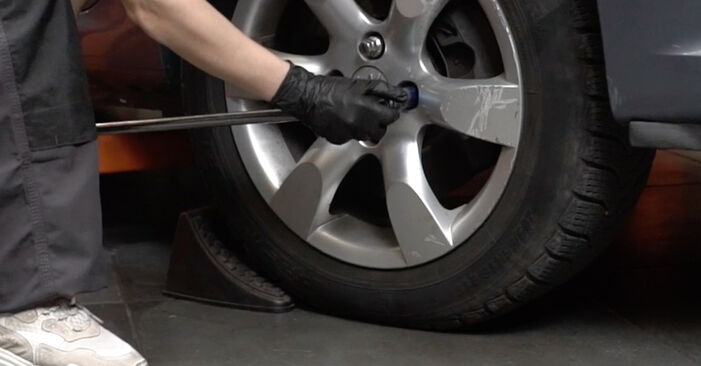 Wie man Koppelstange am Peugeot 308 2 2013 ersetzt - Kostenfreie PDF- und Videotipps