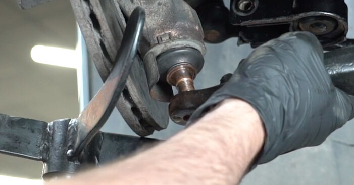 How to change Suspension Ball Joint on PEUGEOT 307 CC (3B) 2008 - tips and tricks