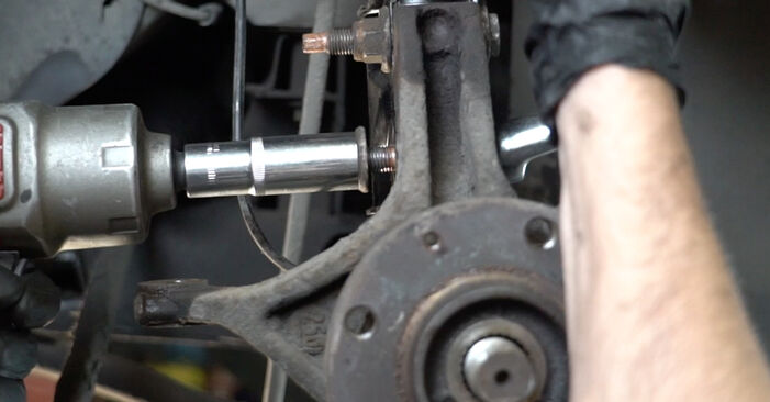 Wie lange benötigt das Auswechseln der Teile: Radlager beim Peugeot 307 Limousine 2009 - Detailliertes PDF-Tutorial